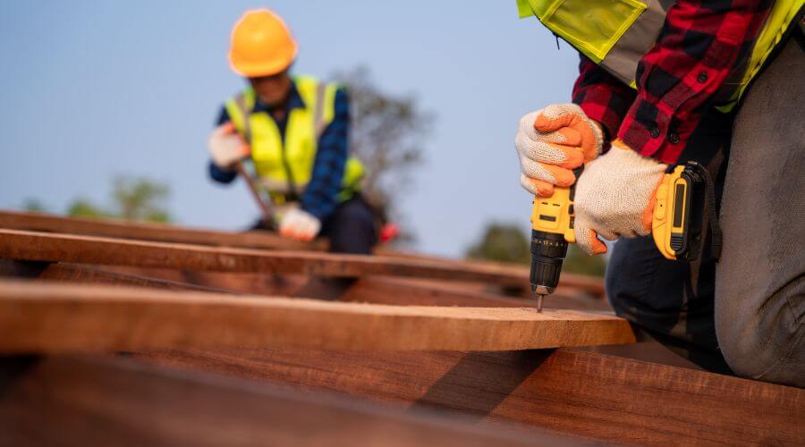 Expert tile roof repair services in Oxford, FL